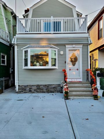 [Belle Harbor Real Estate, listing number 6974480]