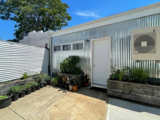 Studio,  0.00 BTH  Office space style home in Arverne